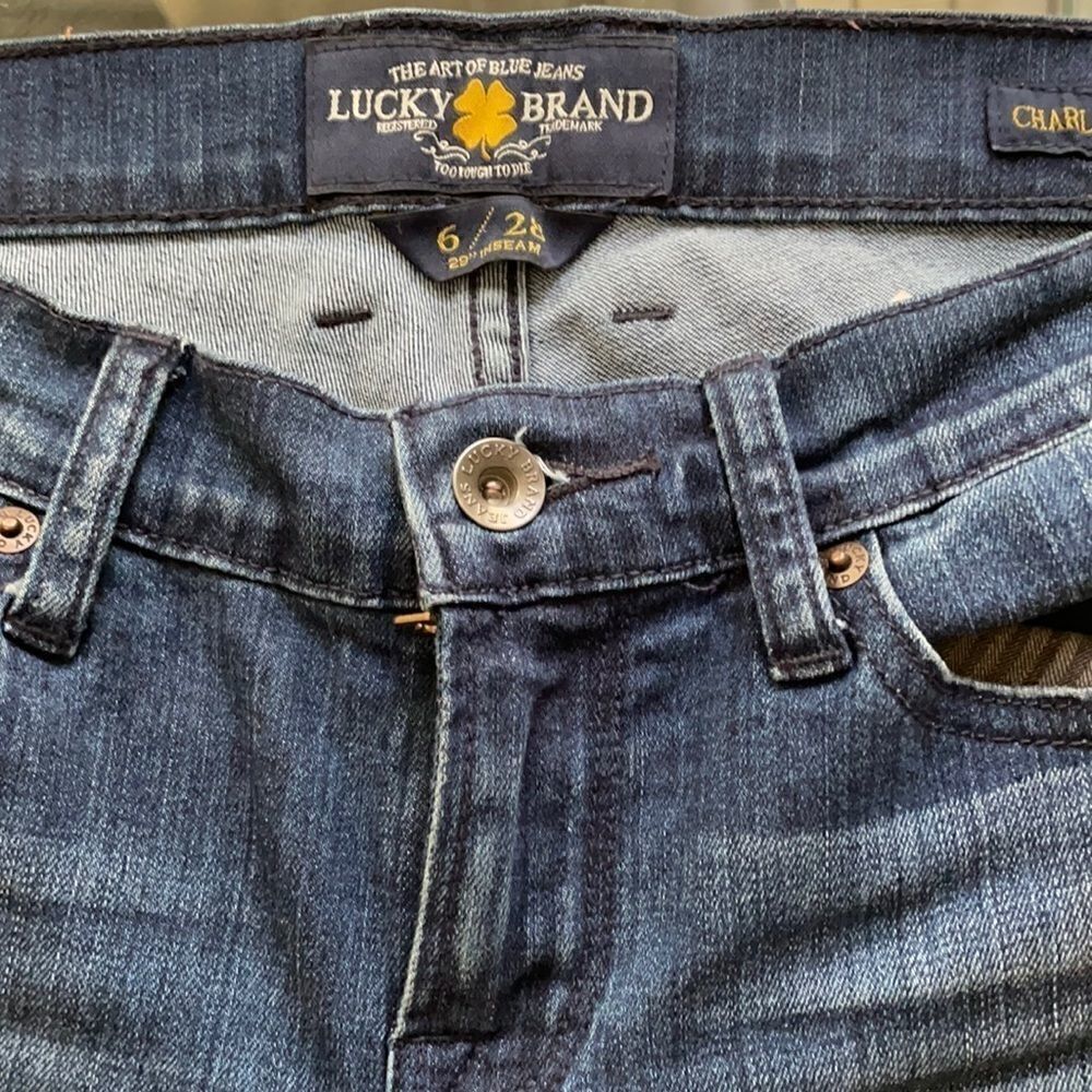 Lucky brand jeans 6/28 Charlie super skinny distressed on front stretchy